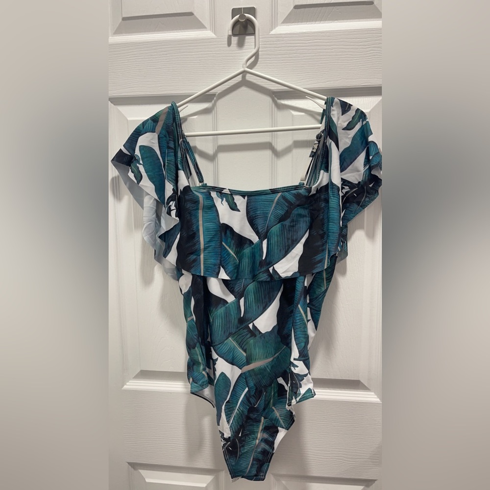 Tropical off shoulder swim suit